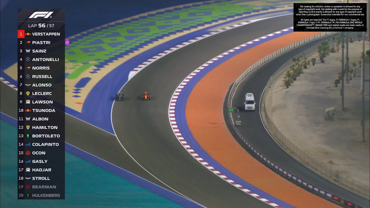 OscSummit's tweet image. Antonelli jodiéndole el mundial a Verstappen que es? Es para quitarle la licencia y echarle de la F1 de por vida