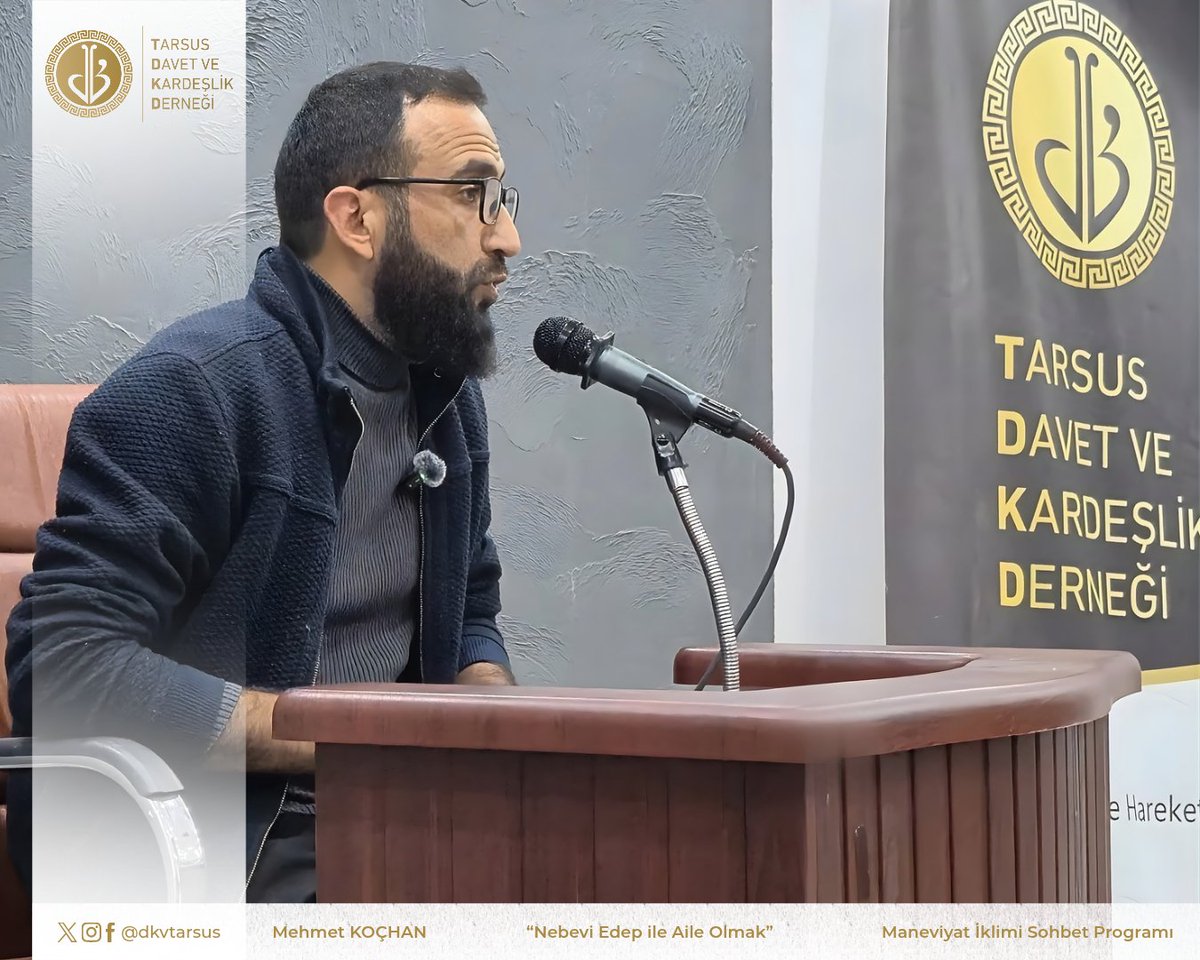 dkvtarsus's tweet photo. “Nebevi Edep ile Aile Olmak” konulu Maneviyat İklimi Sohbet Programımızı gerçekleştirdik.
Mehmet Koçhan hocamızın doyurucu sohbetiyle ailede edep ve merhameti yeniden konuştuk.
Program sonunda çay ikramıyla muhabbetimizi pekiştirdik.
@dkvtarsus
#İlim #Ahlak #Hareket https://t.co/Z7CjGmvBdU