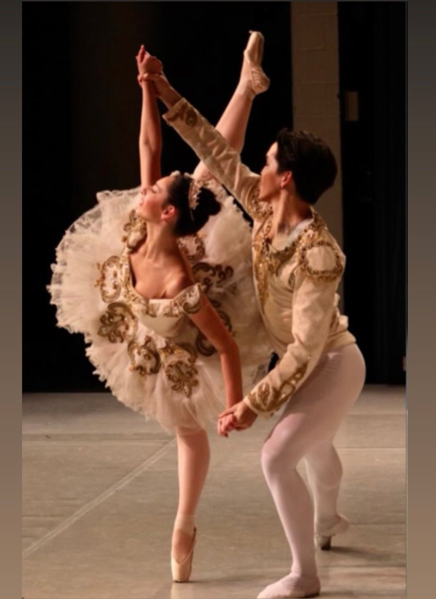 ShuChenCuff's tweet image. Beautiful Nutcracker performance by @skyeballet! Big congrats to the entire cast and SBC director,  Jody Skye Schissler! 

Bravo to beautiful Sugar Plum Fairy Amelie and Cavalier Shaw Wu - Guest Artist 
#dance #ballet #nutcracker #dancer #balletdancer #tistheseason #holidayseason
