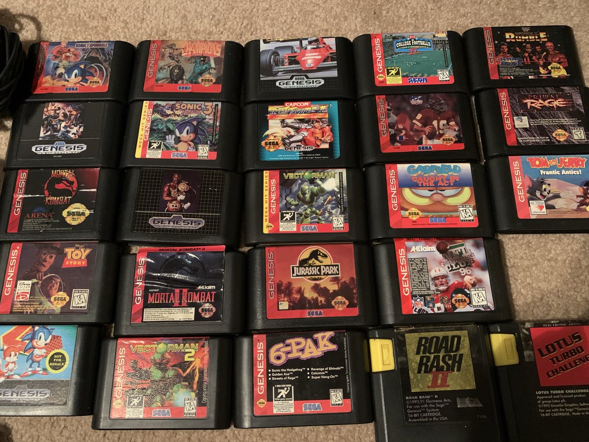 Codeth's tweet image. Unpacked my old gaming systems! The last game I played on the Sega Genesis before putting it away for over a decade, Mortal Kombat 3. Still have all my old Dreamcast games too