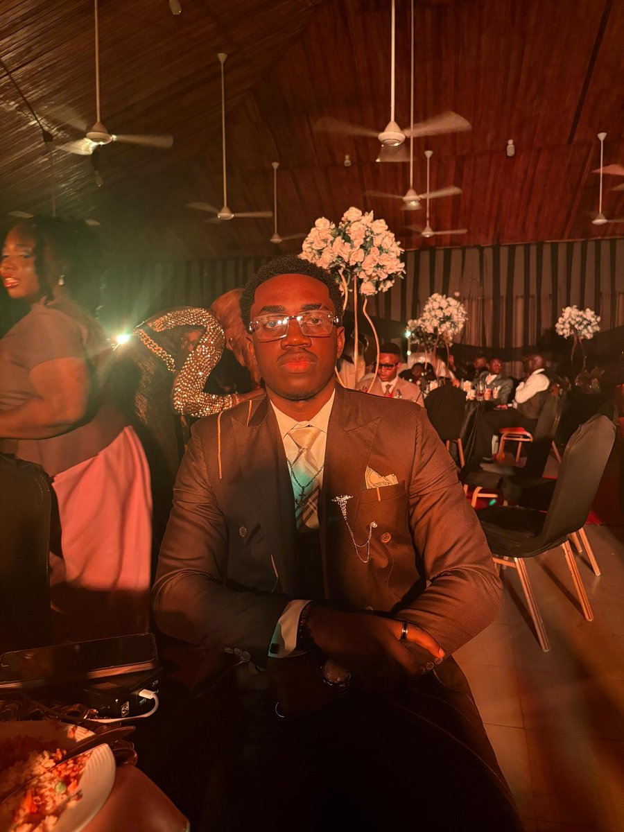 911ForTheBoyz's tweet photo. Excerpts from last night's dinner. 
THE BIG SCREEN. 
@IfumsaOau https://t.co/EL8SSO2iuM
