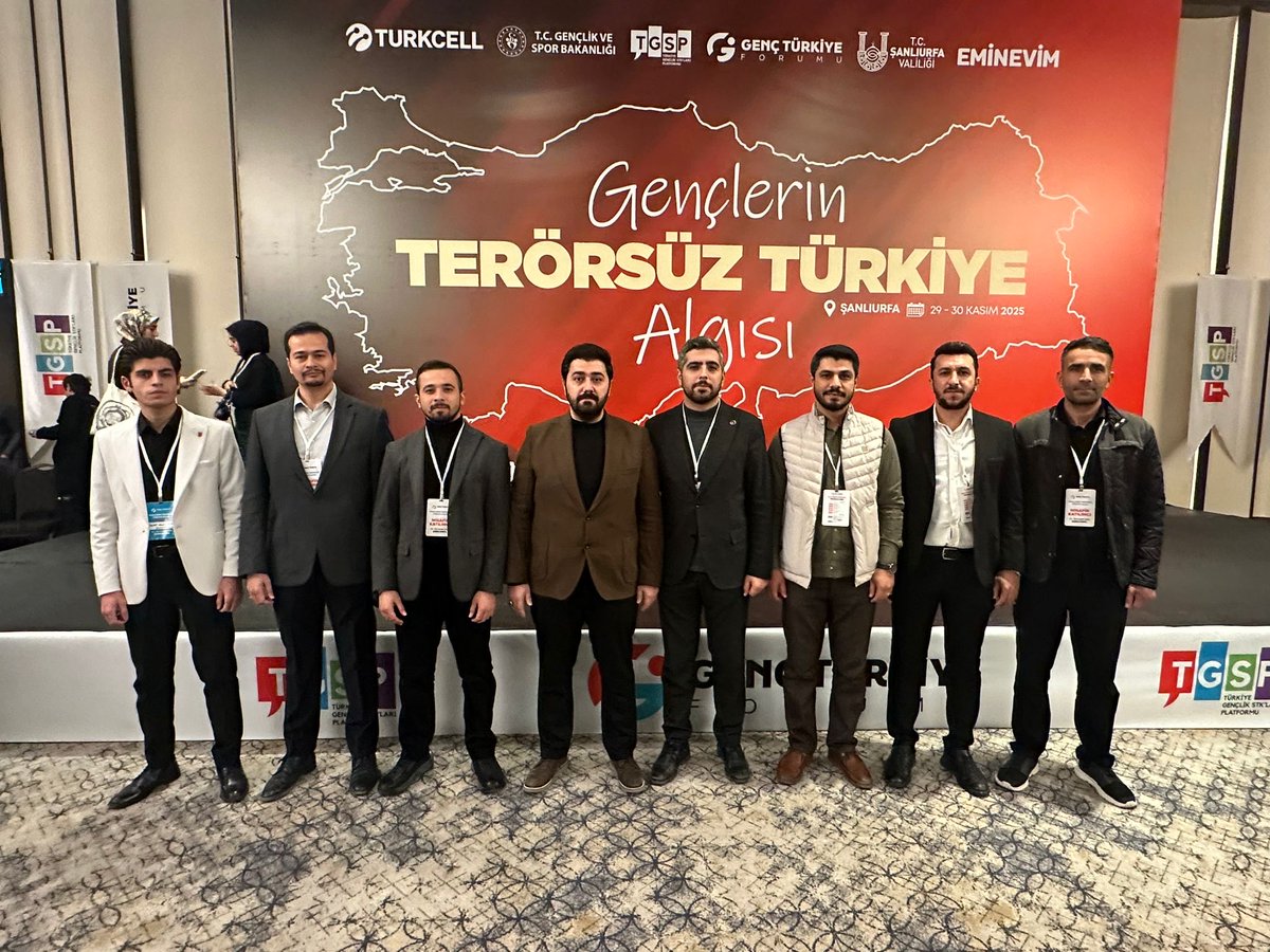 Birlik Vakfı Gençlik Teşekkülü olarak TGSP-11  “Gençlerin Terörsüz Türkiye Algısı” adlı oturuma katılım gerçekleştirdik. 

Emeği geçen bütün devlet büyüklerimize şükranlarımızı sunarız. 

<a href="/mstfalkn25/">Mustafa Alkan</a> <a href="/Av_KIZILELMA/">İbrahim H.Kızılelma</a> <a href="/OmerFKrb/">Dr. Ömer Faruk Karabulut</a>