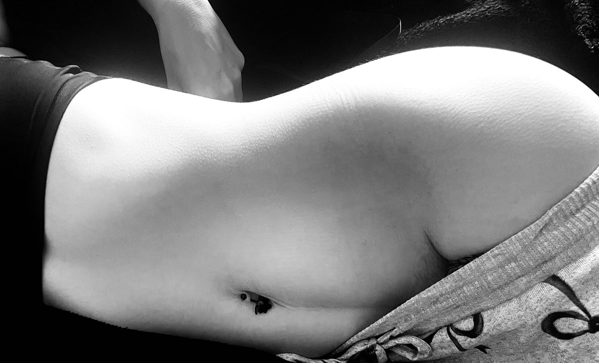 #legs #heels #hotwife #vixen #anklet #pierced #nipples #girlnextdoor #milf #unicorn #sexy