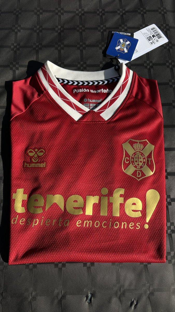 El regalo de cumple de cada año💙 <a href="/CDTOficial/">CD Tenerife 🏴󠁧󠁢󠁳󠁣󠁴󠁿</a>