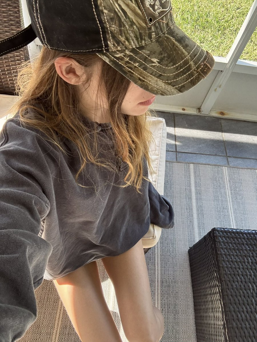 beepboop0201's tweet image. sunday