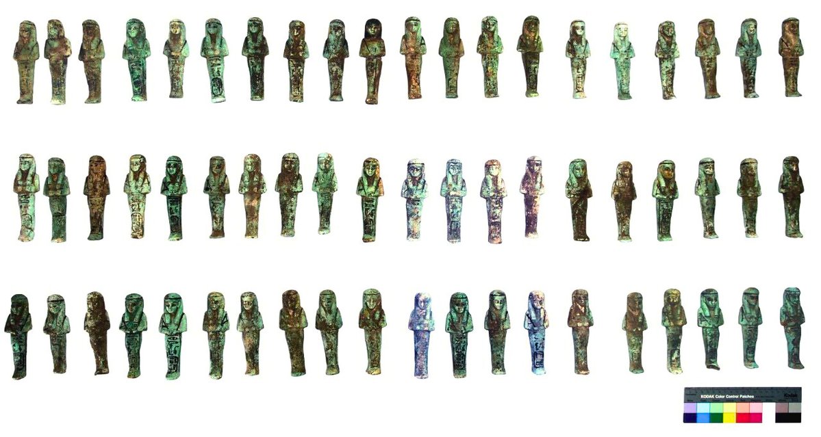 A collection of some 225 ushabti figurines has been discovered in a tomb chamber in Egypt! The funerary statuettes lay near a sarcophagus now thought to belong to Shoshenq III, a pharaoh who ruled in his capital, Tanis, from about 825 to 773 B.C.

archaeology.org/news/2025/11/2…