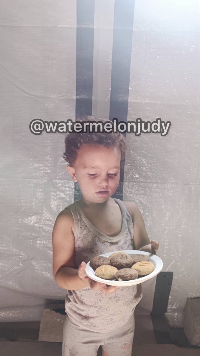 watermelonjudy's tweet photo. My life is in shambles, my sister gave birth and my parents are wasting away 
We’re dying

PLEASE DON’T FORGET US, WE’RE SOMEBODIES!!

Chuffed
https://t.co/Gk773evjtA

PayPal
https://t.co/TJWuCu0nDV https://t.co/zH7IRvzvSG