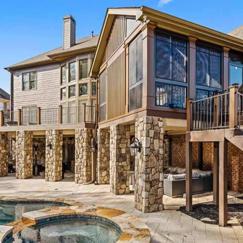 Exterior_DD's tweet image. ✨ Transform your outdoor space with a custom deck that blends beauty &amp;amp; function!

From cozy corners to grand entertaining areas, our designs bring your vision to life.
🛠️🏡 Explore the possibilities: exteriordesigndecks.com/projects-galle…

#DeckDesign #OutdoorLiving