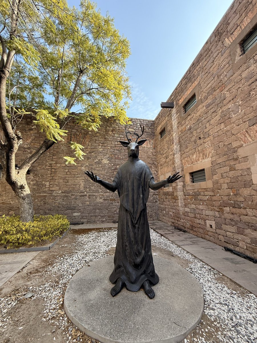 Victor con uve tweet media