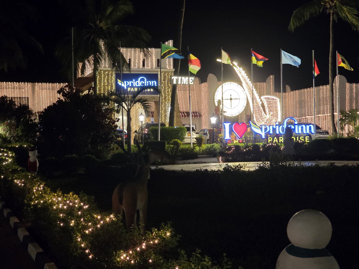 LarryMatayo's tweet image. After tumekula Teargas