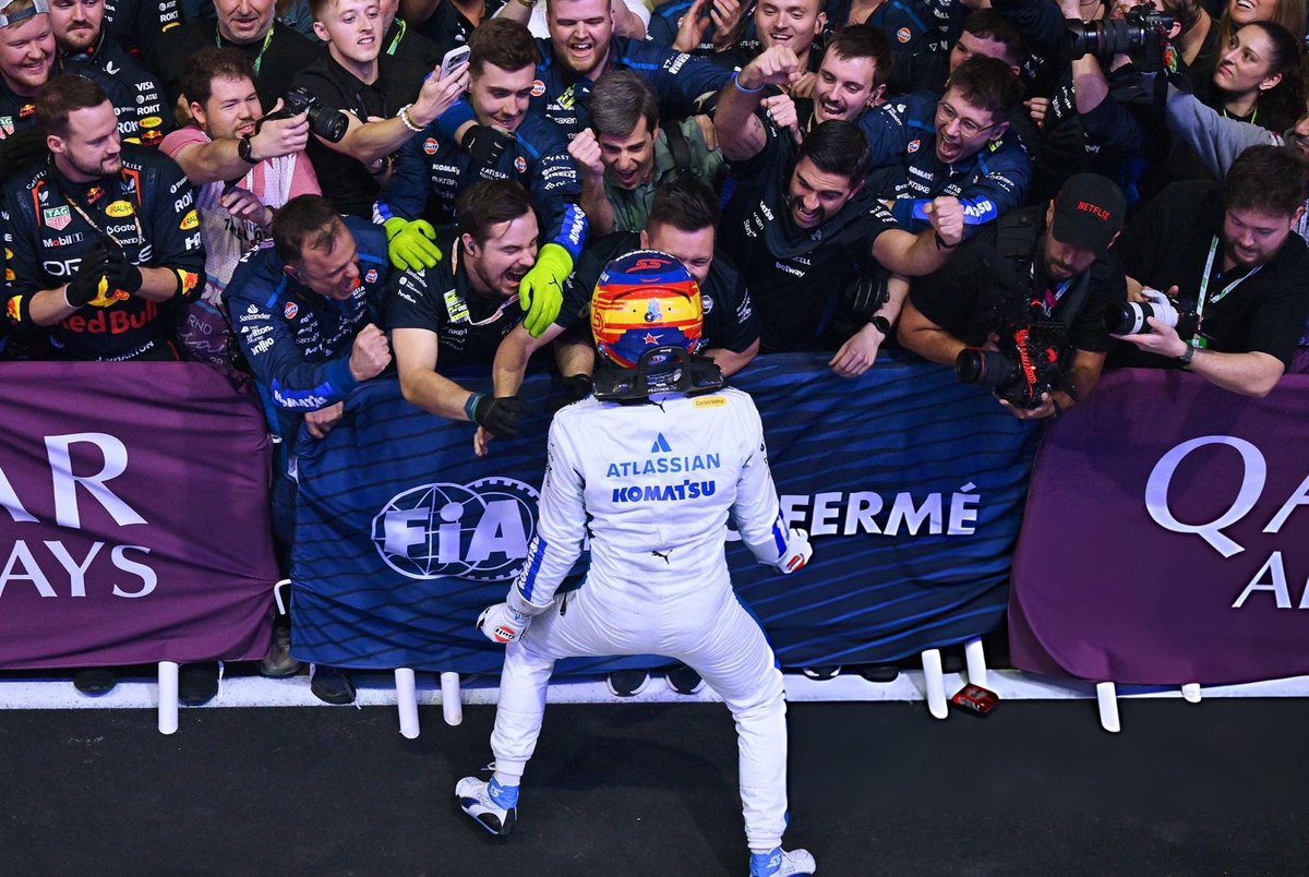 efilda55's tweet image. first podium                       second podium🥹😭