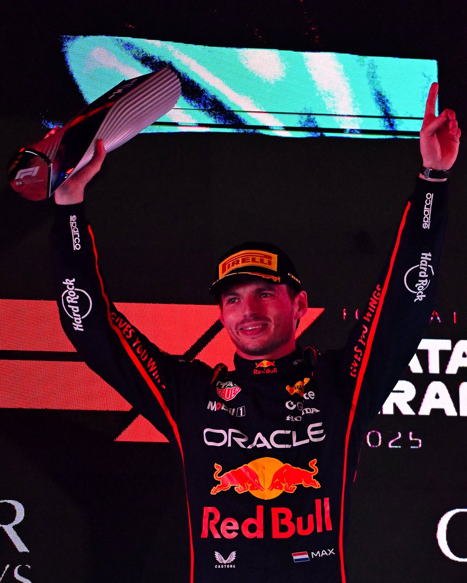 Lifting it high 🏆☝️ #QatarGP