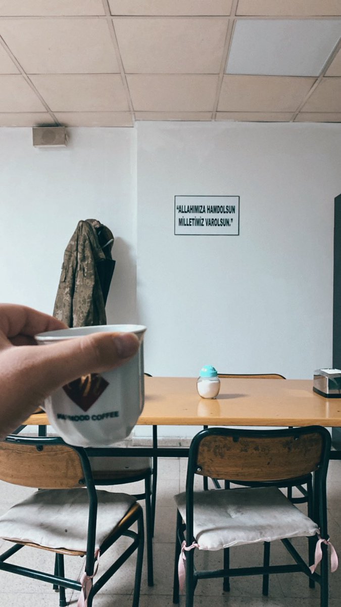 ‘Uğruna canını sıktığın şu dünya, Adem’in ceza çekmek için indiği yerdir.’

İyi geceler.