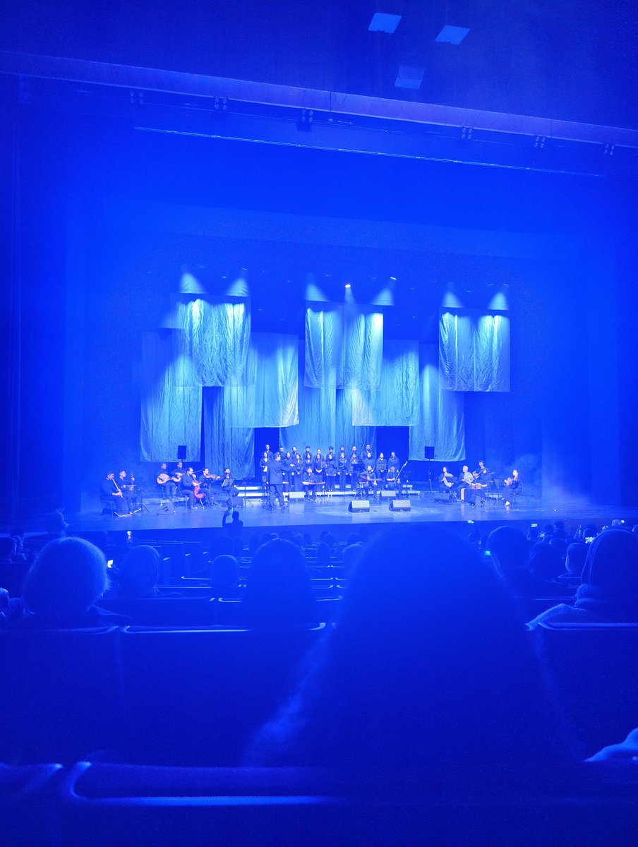 muratmankan_55's tweet image. 📍 Atatürk Kültür Merkezi  / İstanbul
#KaraLeke
#AhıskaTürkleri