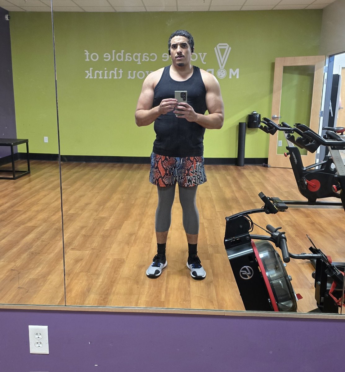 prmade313raised's tweet image. Not you shaped like a corn dog talking shit!