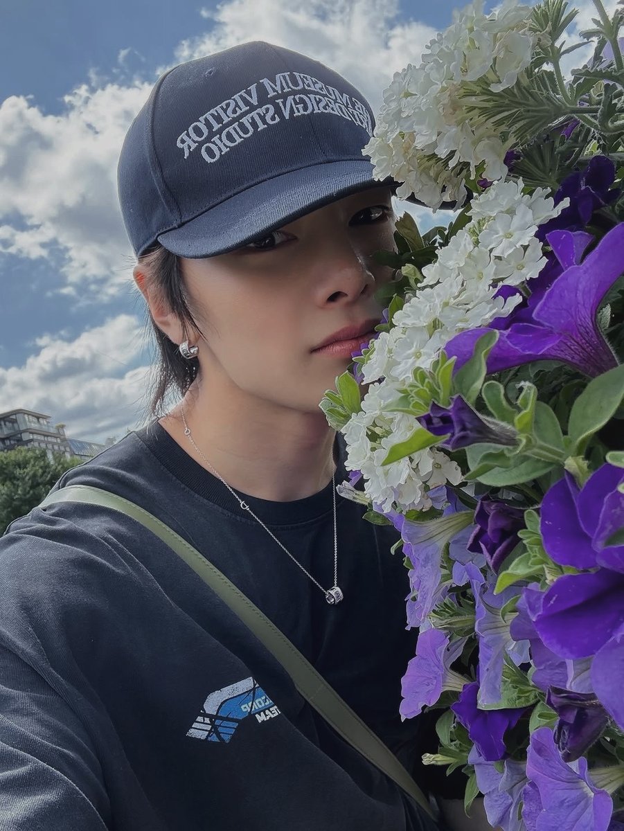 _cxllide's tweet image. ⠀⠀⠀ ⠀⠀ ⠀⠀

⠀⠀⠀ ⠀⠀ ⠀⠀⠀⠀⠀ ⠀⠀ ⠀⠀    （ 夜に駆ける ）
⠀⠀⠀ ⠀⠀ ⠀⠀⠀⠀⠀ ⠀⠀ ⠀⠀⠀⠀⠀  #visualns 

⠀⠀⠀ ⠀⠀ ⠀⠀