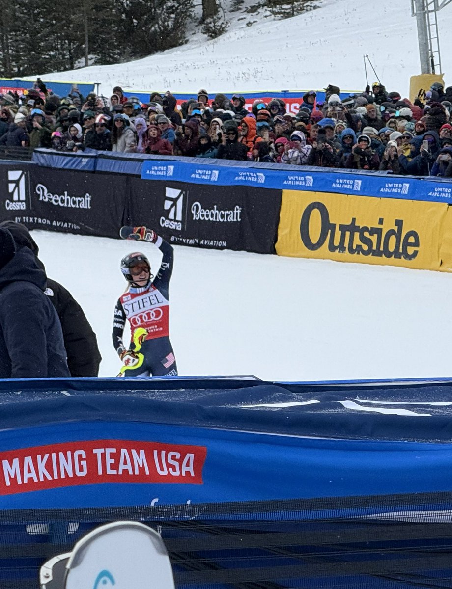 MattRenoux's tweet photo. Mikaela Shiffrin wins first place in the women’s slalom at the Copper Mountain World Cup! It’s her 104th career World Cup win!  #9News @CopperMtn @MikaelaShiffrin https://t.co/sFveUhVezu