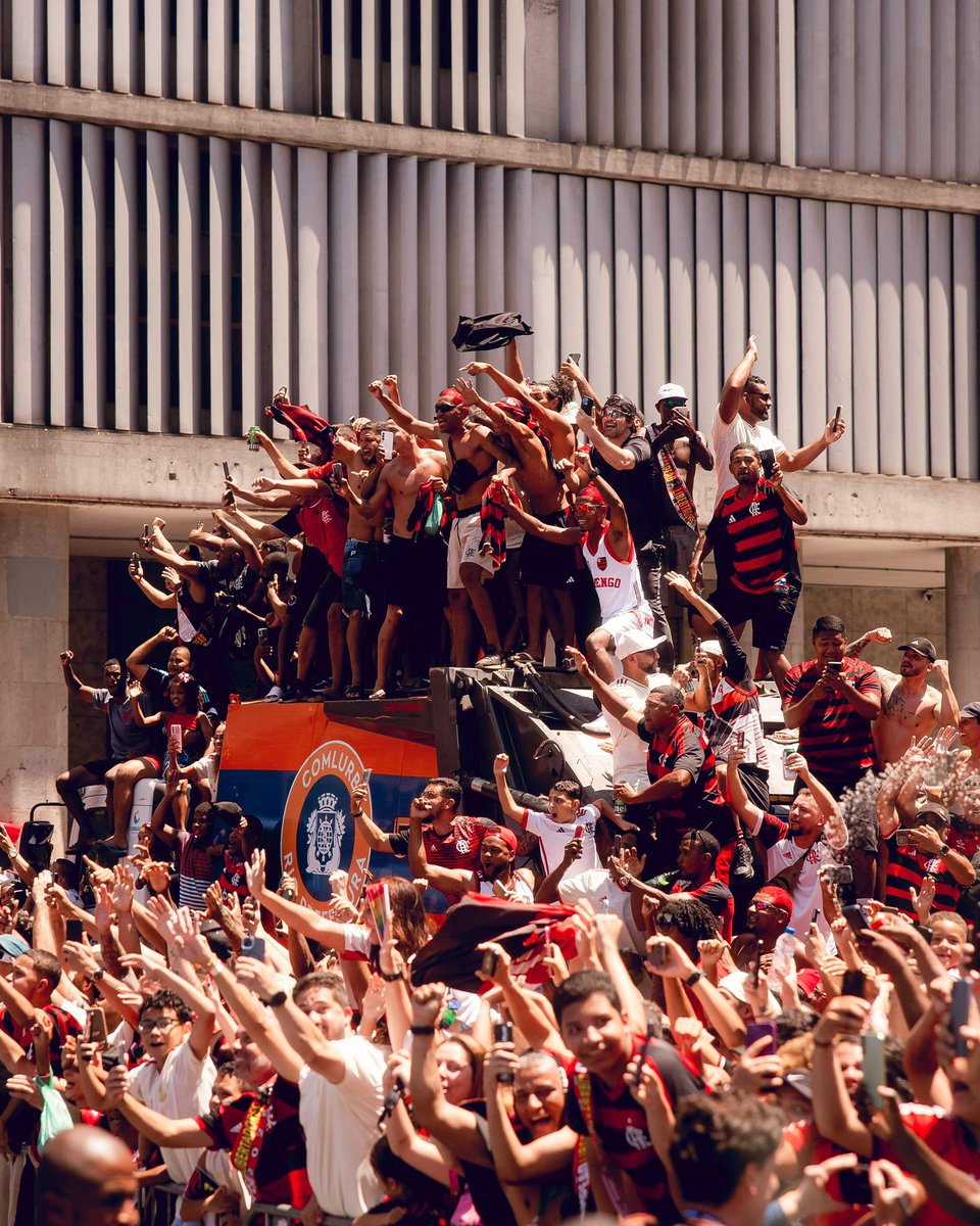Flamengo's tweet image. Esse mar de amor ❤️🖤

#quetorcidaéessa