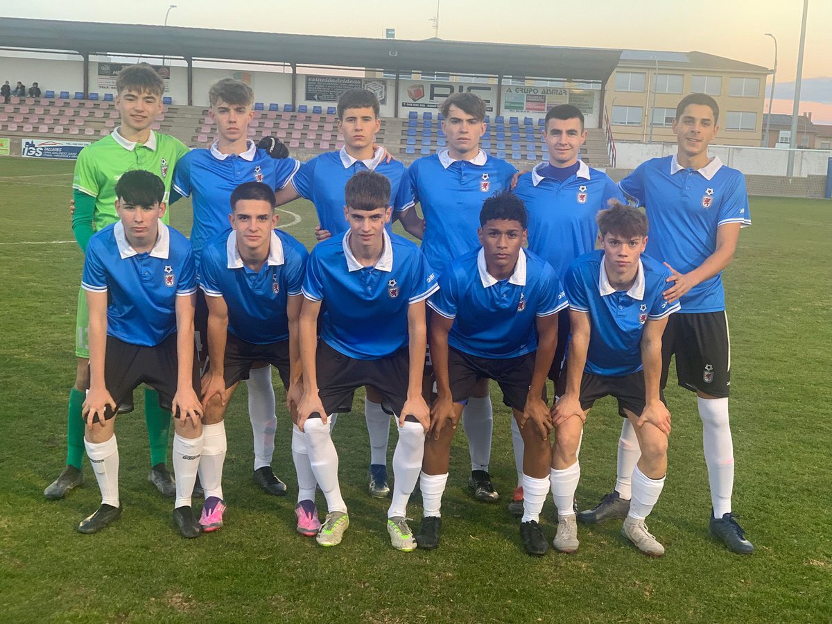𝗖𝗔𝗡𝗧𝗘𝗥𝗔 | Triunfo importantísimo del Juvenil Preferente en Ribaforada (4-5). 

⚽️ Incluida una remontada con tres goles en la recta final, y el último en el descuento.