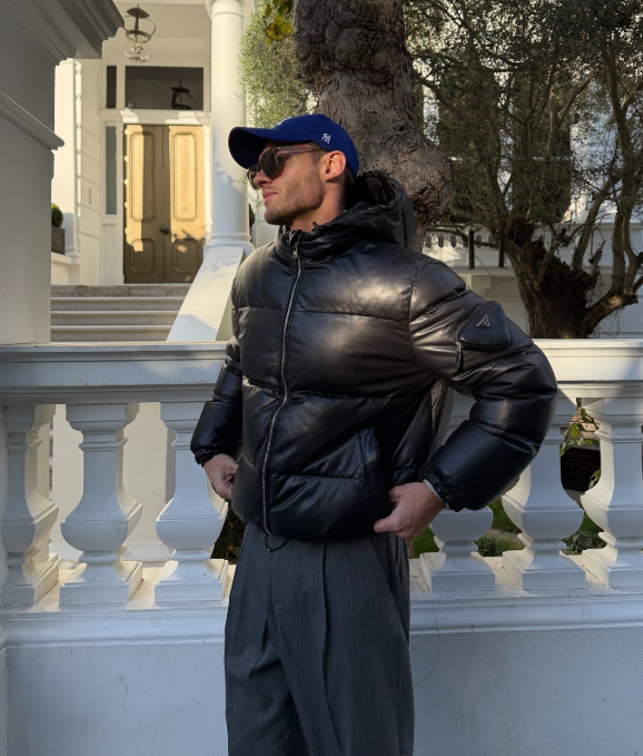 Theoneprest's tweet image. 𝗬𝗼𝘂 #visualNS