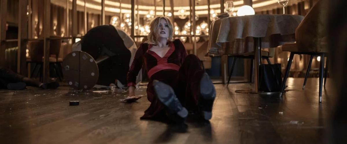 Diabolical Date!!

Retro Dramatic Action Thriller Film Review on my Blog now @ this link: thequickflickcritic.blogspot.com/2025/11/new-co…

#Drop #restaurant #date #action #thriller #blonde #beautifulface #gorgeous #scared #retro #smartphones #mystery #sinister #political #MeghannFahy #instant #ominous