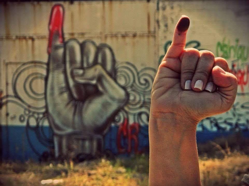 Por las calles de Honduras, día de elecciones.

A la sangre de la narcodictadura se la derrota con la tinta de la democracia. 

Golpistas en Honduras, nunca más 🇭🇳