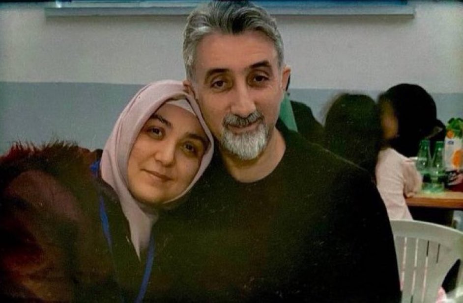 Bir "insani yardım" suç olabilir mi?
Emine Güven için oldu. Eşinin koğuş arkadaşının ailesine destek oldu, 4 Haziran'da 2024 tutuklandı.
Geride, hem annesiz hem babasız kalmış iki çocuk  kaldı.
<a href="/avunzileyuksel/">Ünzile Yüksel</a>