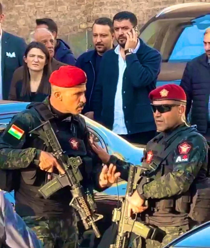 HNihal_Atsiz's tweet image. Memleketin bir ucuna Papa geliyor ayin yapıyor diğer ucuna Barzani geliyor konuşma yapıyor.

Atsız şöyle diyor:

“Türk Budun, Ökün!.. Kendine gel. Aklını başına topla. Her söze herkese inanma. Beynini işlet. Geçmişini hatırla.”