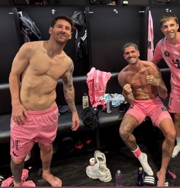 FOOTBALLERS HOT 13K ⚽🔥👣 tweet media