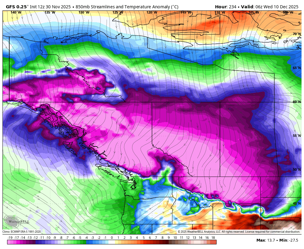vlad_rad's tweet photo. Pure fantasy from the GFS, but we would be digging out ❄️tunnels if it somehow verified.
#BCSnow #BCCold #BCStormWatch #Winter #PNW #NotAForecast https://t.co/B182RJsct4