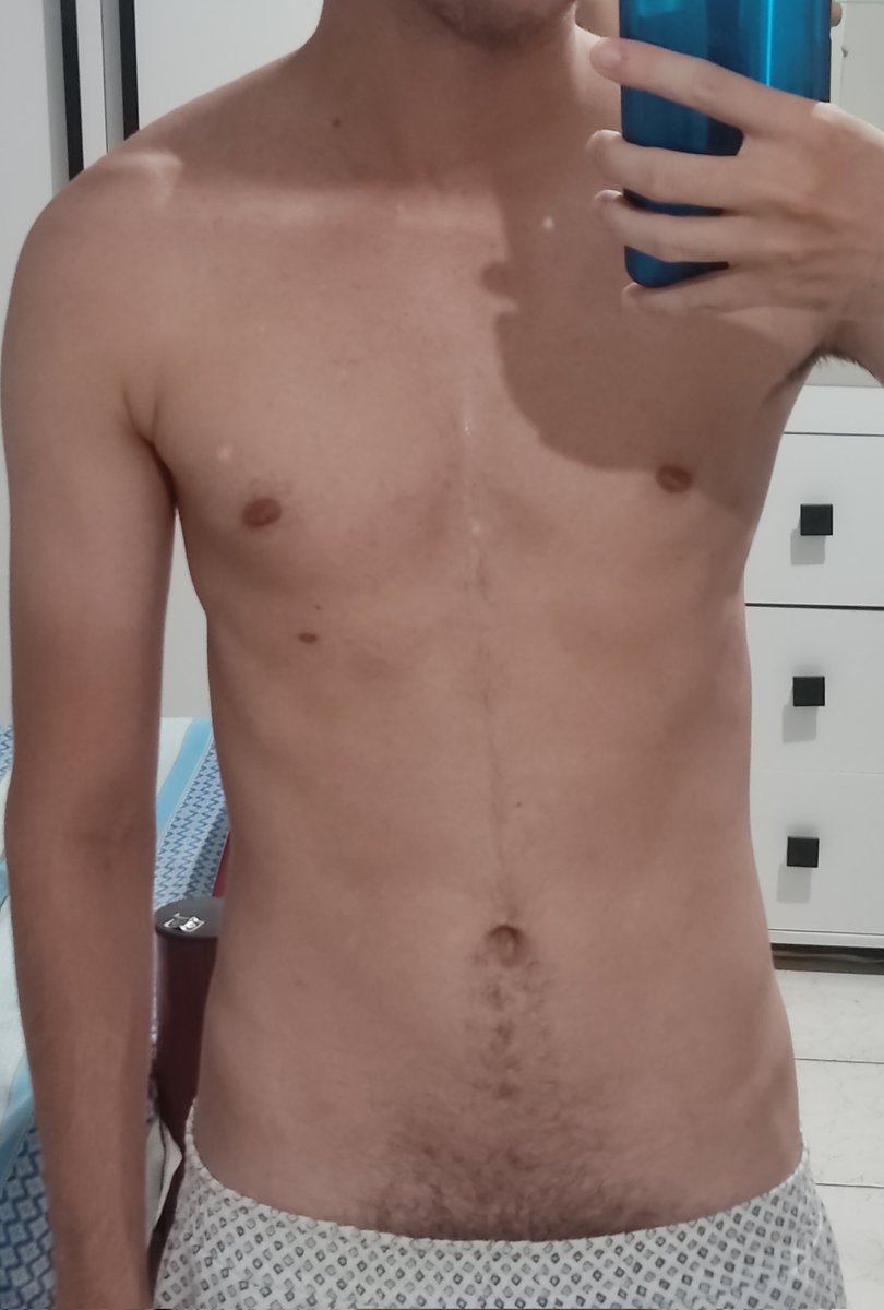danielcmedeiros's tweet photo. Domingo em casa 👄 https://t.co/atvJzYHIO4