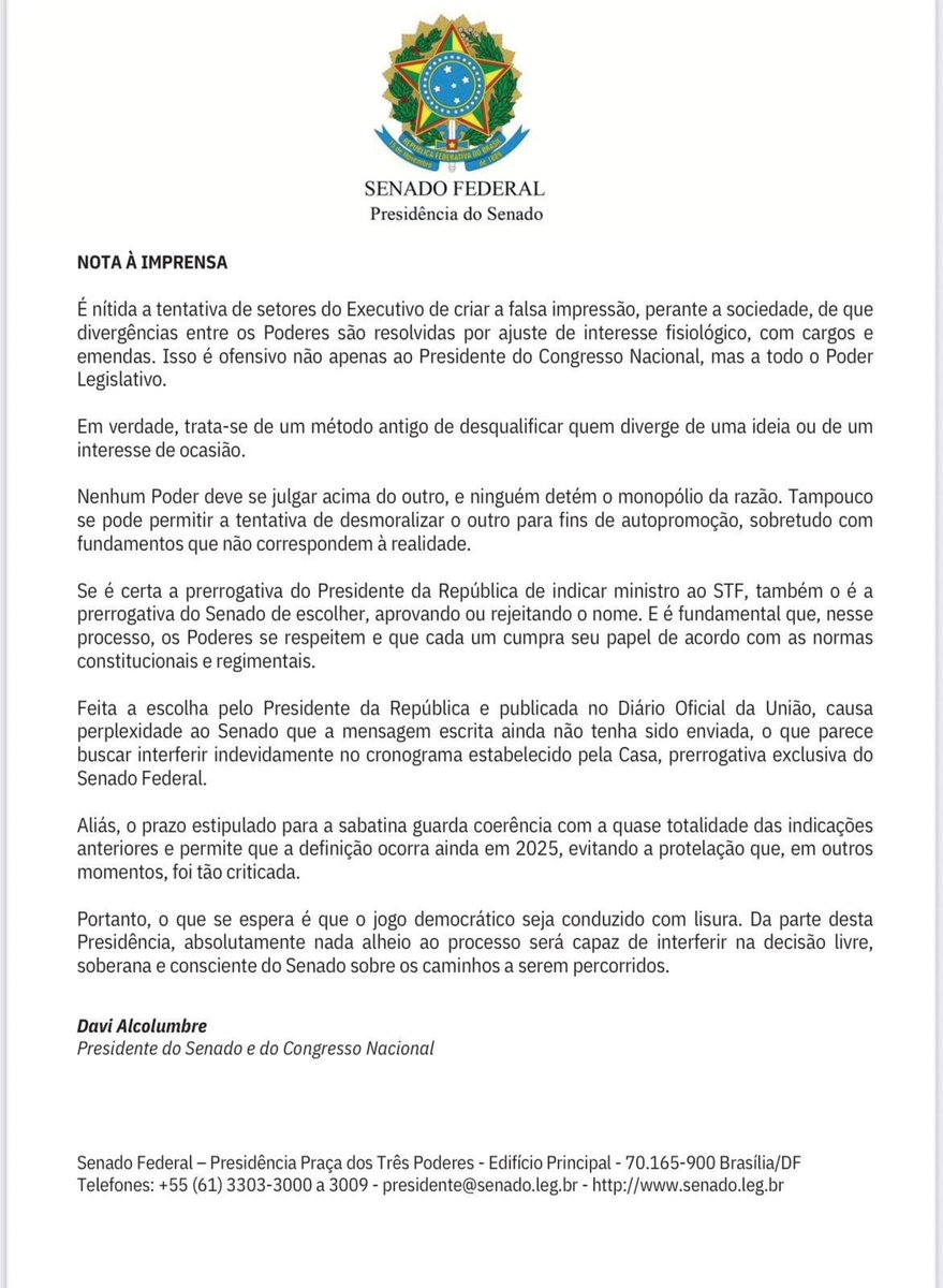 eixopolitico's tweet image. 🇧🇷 Davi Alcolumbre critica a estratégia do governo Lula de, segundo ele, atacar o Legislativo. O presidente do Senado afirma que causa “perplexidade” o fato de a mensagem da indicação de Jorge Messias ainda não ter sido enviada à Casa e reforça que cabe ao Senado aprovar ou…