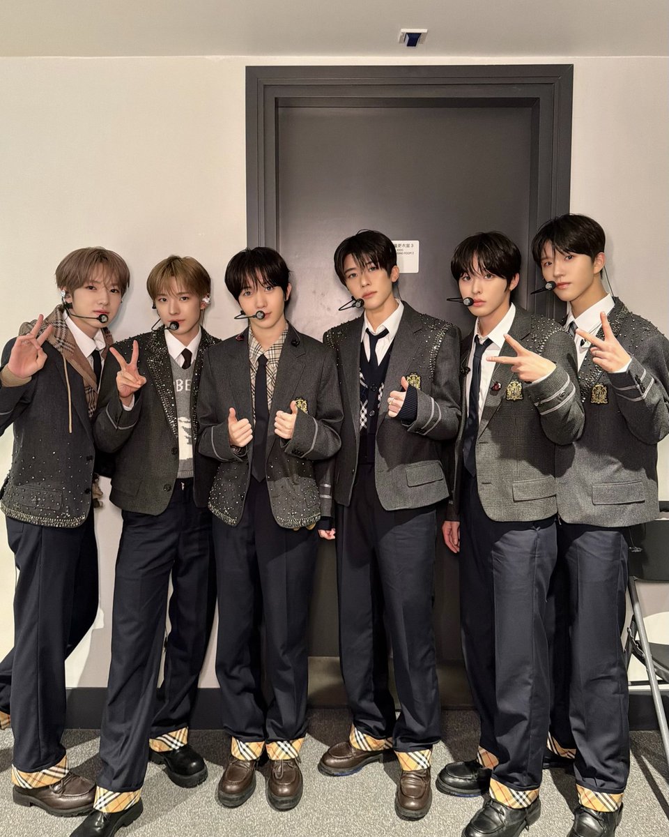 𝙨𝙝𝙞𝙧𝙖. ໒꒱ ‧₊˚ tweet media