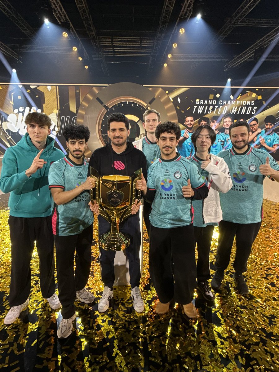 الحمدلله دائمًا وأبدا 
ابطال العالم للعبة اوفرواتش 🏆
فخور جدًا جدًا بهذا الفريق الذي واجه العديد من الصعوبات والتغييرات لكن اثبتوا انهم الافضل 🩵
سنة مليئة بالإنجازات ولله الحمد 🩵🧠💪🏼
#TwistTheGame