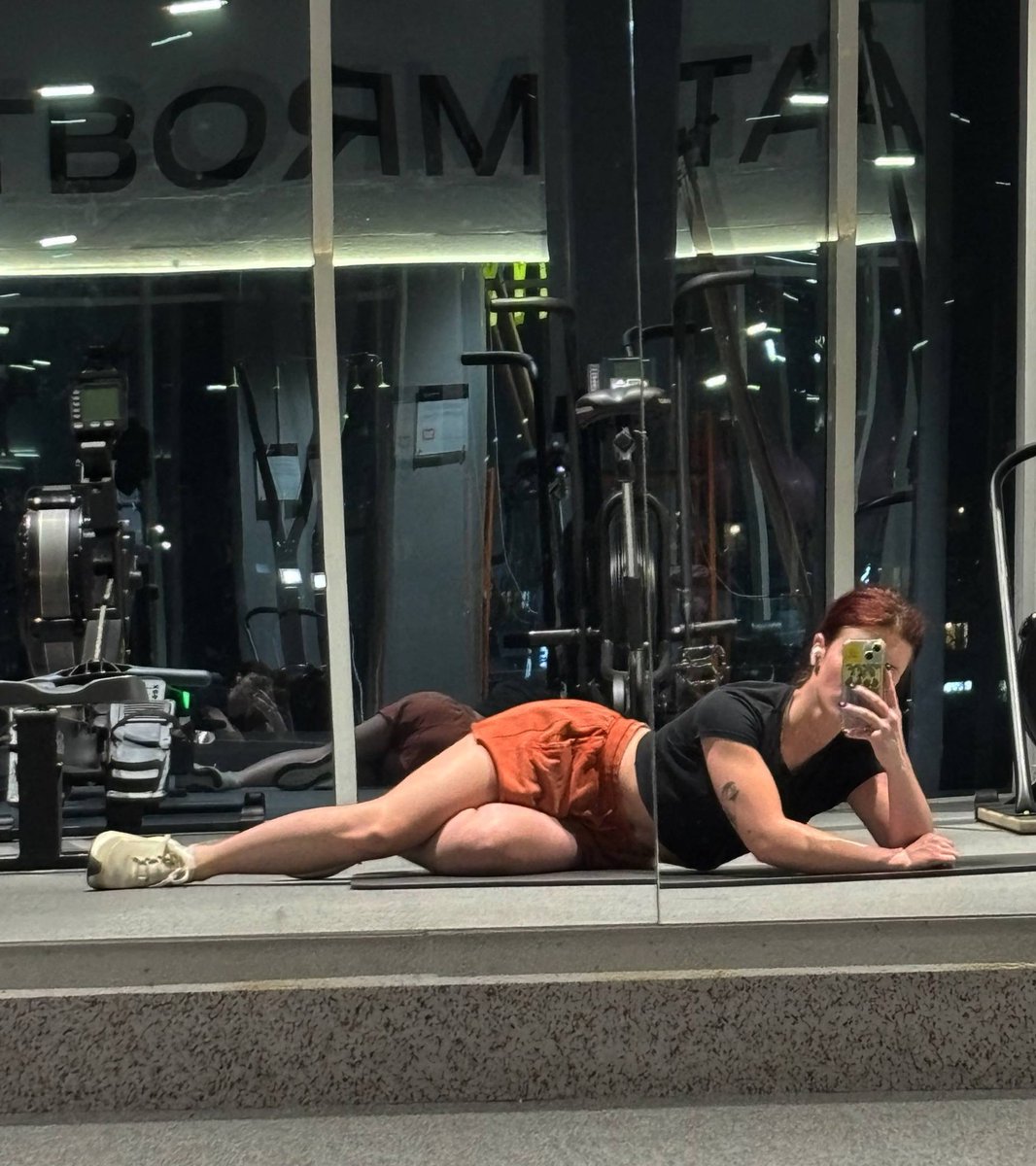 xenospects's tweet image. whatever makes you feel big and strong twink girl