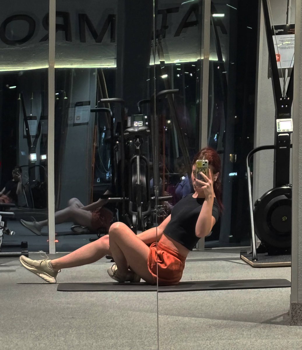 xenospects's tweet image. whatever makes you feel big and strong twink girl