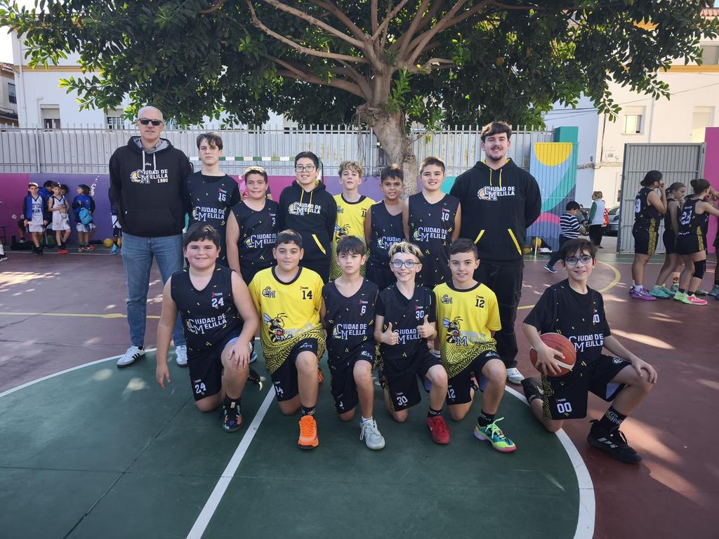 Derrota ajustada del MINIMASC'14 🆚️ <a href="/CBAlhaurinTorre/">CB Alhaurín de la Torre</a> (3️⃣8️⃣-4️⃣3️⃣) en Liga <a href="/FAB_Malaga/">FAB Málaga</a> en un partido en el que lastró mucho el mal comienzo
#SomosBaloncesto🖤💛