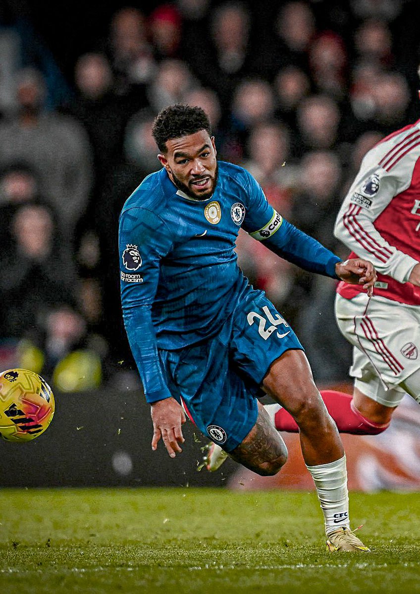 VdykCFC's tweet image. FYI, I don’t EVER wanna hear Timber being mentioned when you talk about James ever again

This is the top 0.1% players in the WORLD, not just at RB. Best player on the pitch by a country mile, my captain🤝