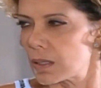 brendasafra's tweet image. desesperada com essa pessoa se od1and0 em voz altíssima