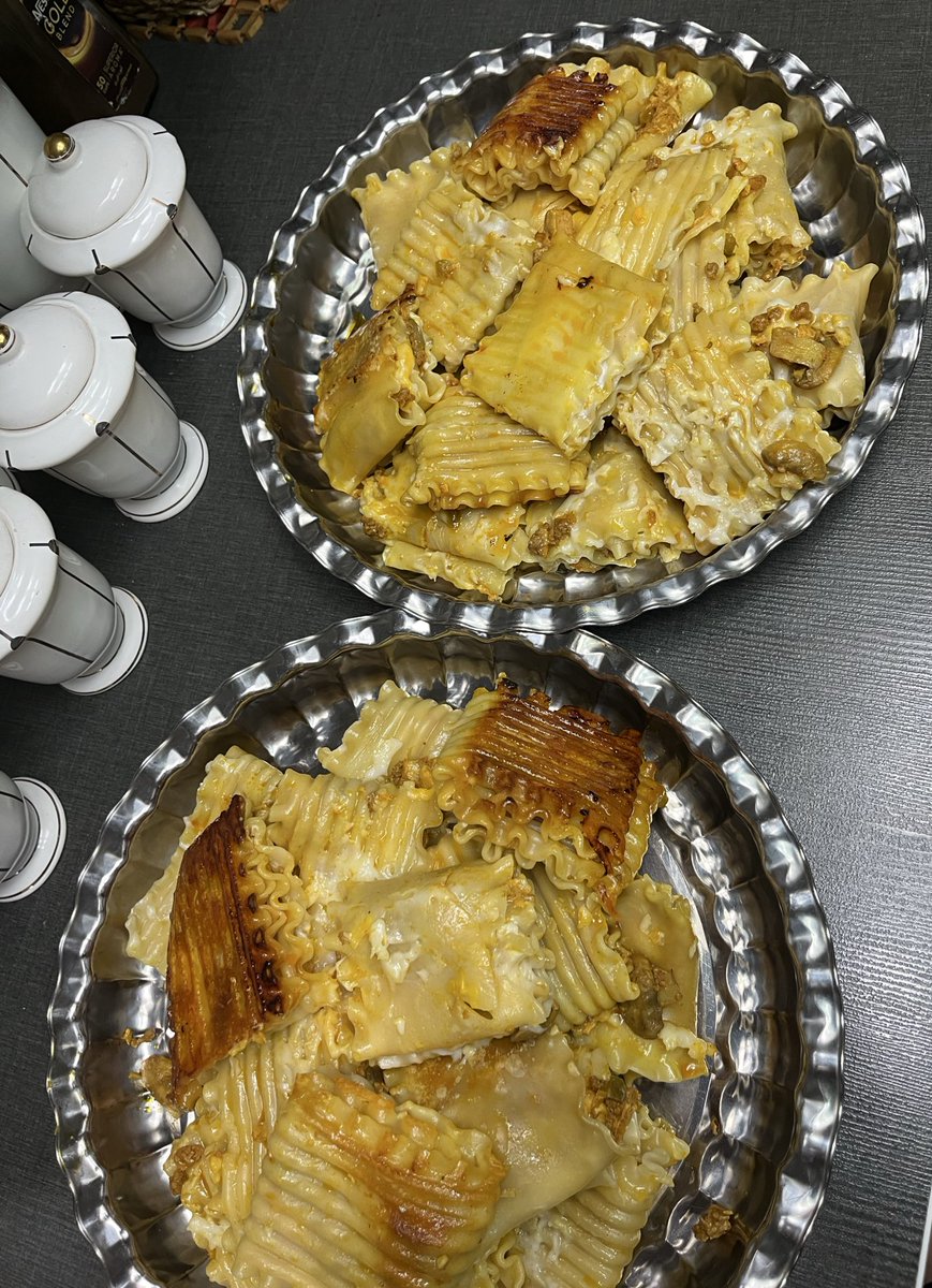 خانومِصبا tweet media