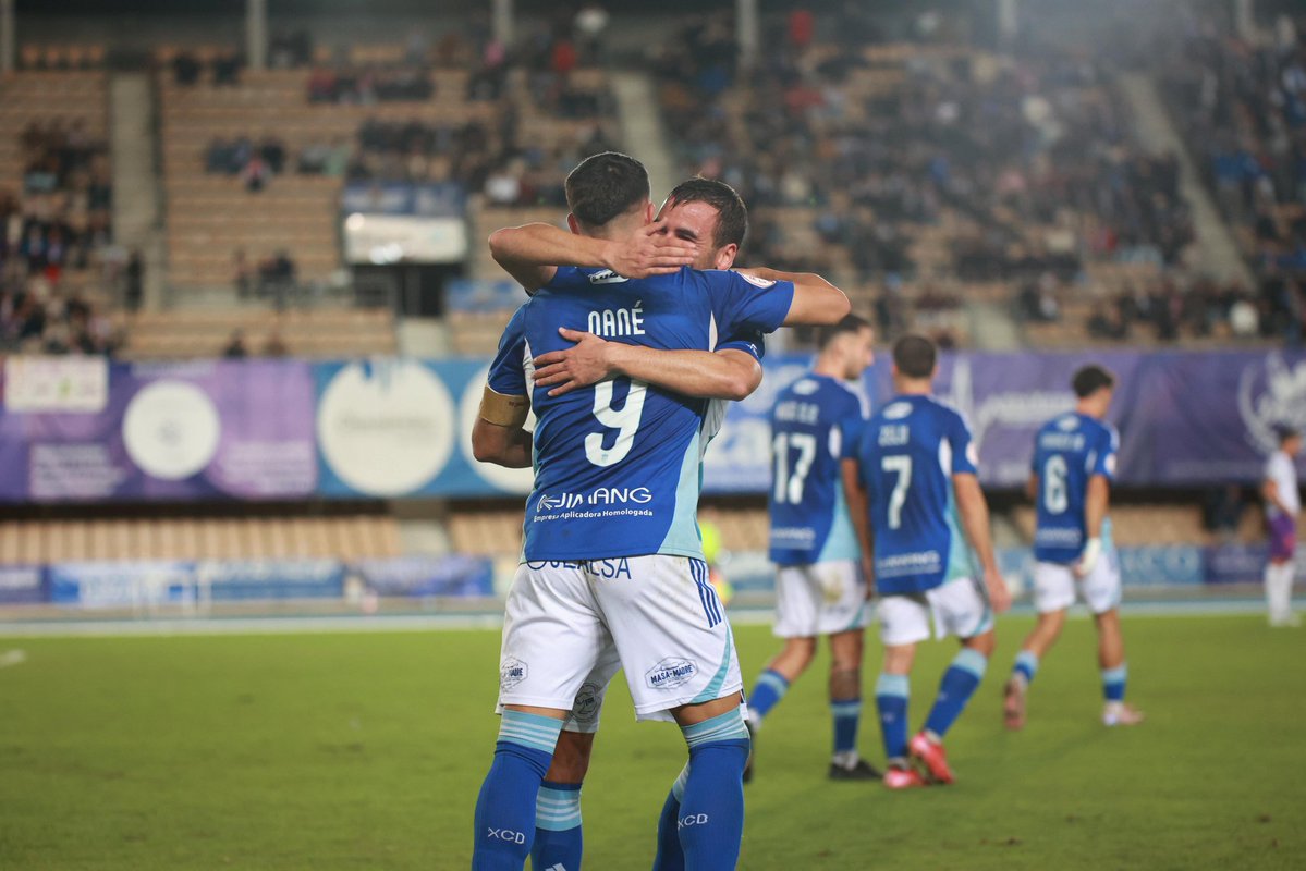 ⏱️ 68' | Cambio en las filas azulinas.

⬆️ Entra: Moussa y Jaime Fuentes.
⬇️ Sale: Zelu y Nané.

📺 mmovilnetwork.com/xerezcdtv

💙 1️⃣-0⃣ 🟣 #XerezJaén