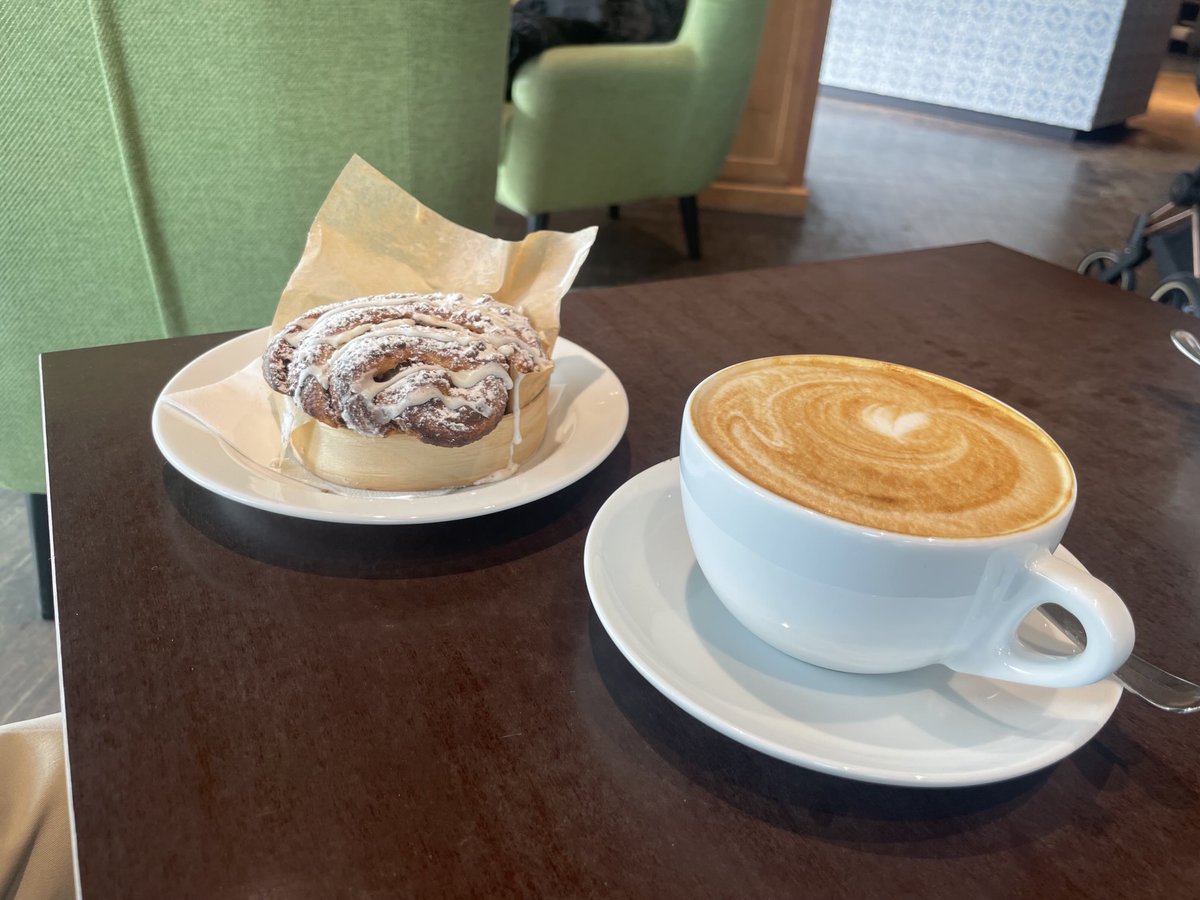 BarryBBritton's tweet photo. Yap… a cinnamon roll and a cappuccino from a little coffee house in Austria near Graz.  Awesome! Incredible good! https://t.co/EXLx1VmnOr