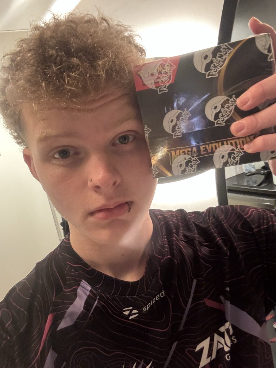 top 128 at lille 
list wasn’t great cause i kinda rushed to stick it together on Thursday LOL
s/o my team <a href="/GeomancyGaming/">🌸Geomancy Gaming🌸➡️Gdansk🇵🇱</a> for all the support and <a href="/SfinxGG/">GG I Keenan🐸</a>  <a href="/DanielPowell836/">Daniel Powell</a> <a href="/JaffaDee1987/">Paul Doherty</a> <a href="/BonThimmuang/">Bon Thimmaung</a> and <a href="/pooop__12/">bryony</a> for the support and being goats type cheese