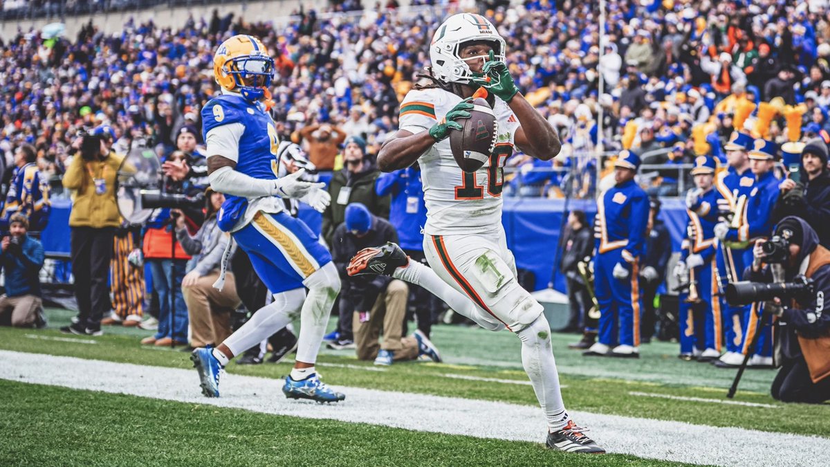 ItsAUThingBlog's tweet image. We&apos;re seeing first-hand that years of &quot;college football is so much better when Miami is in the thick of things&quot; was nothing more than hyperbolic sympathy as it was depressing to see the #Canes as a non-factor and a 7-5 program for a decade and a half. 

They also liked the…