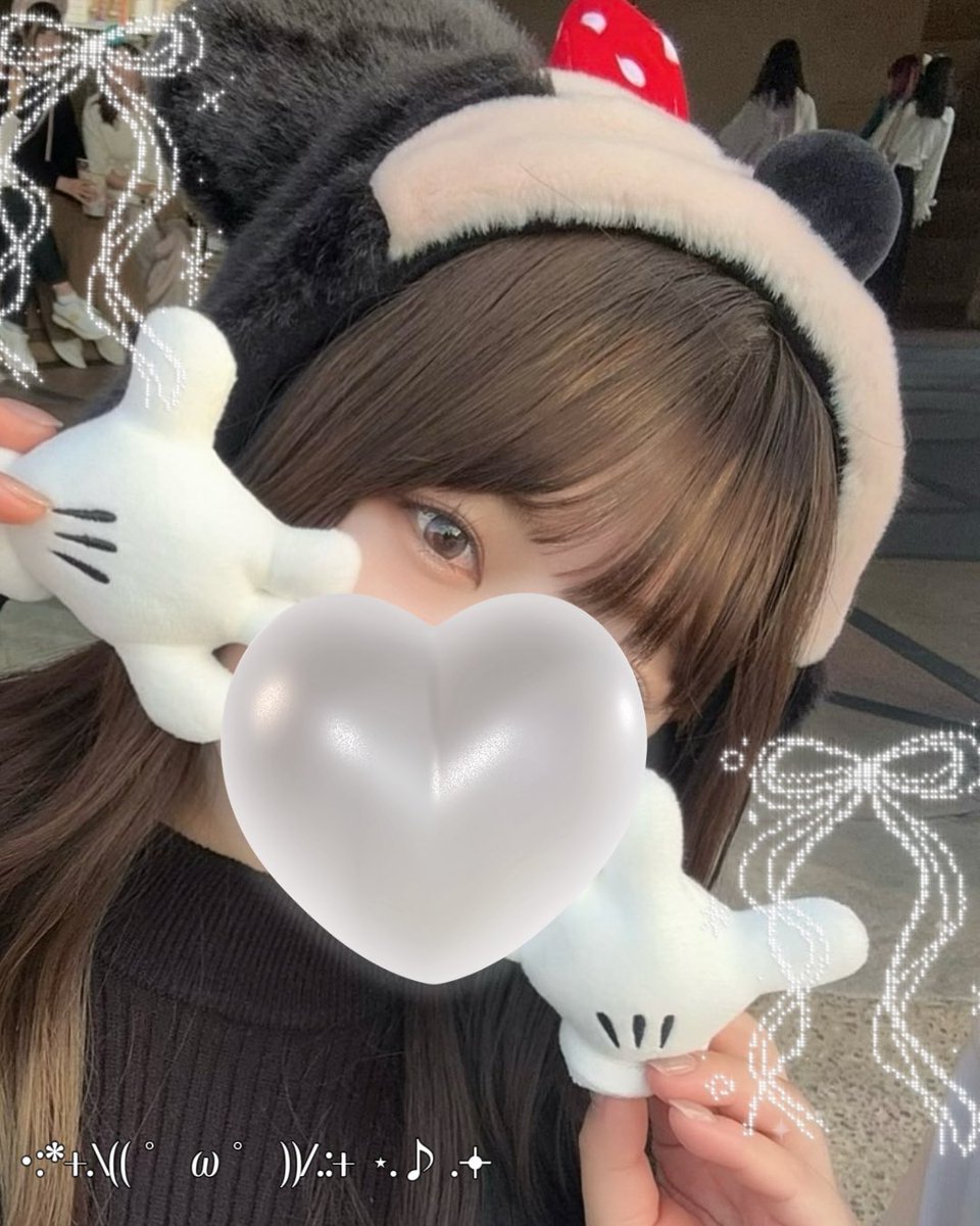 a_10ji_'s tweet photo. @salonia01 シリーズ中でもワンランク上仕上がりが叶えられるスムースシャイン🌙"

シルキーテックプレートが特徴で、髪に緩やかに熱が伝わるから、髪急激な水分蒸発を防ぐことが出来てダメージを抑えたツヤ髪に✨

おかげで前髪ツヤツヤーーーッ！♡
#PR #サロニア #ヘアアイロン #スムースシャイン https://t.co/4WBZ0TCG0k