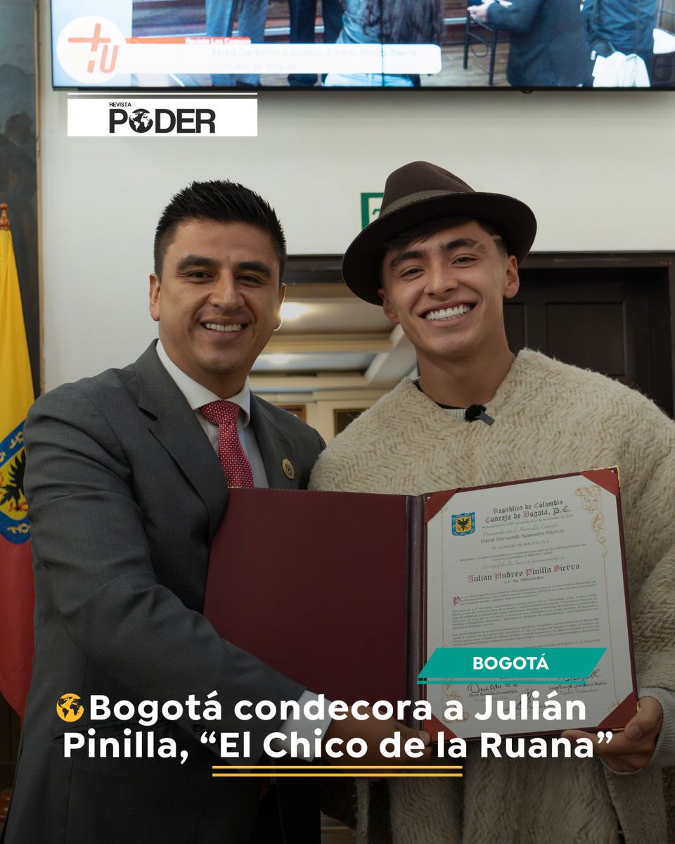 RevistaPODERcol's tweet image. Julián Pinilla, “El Chico de la Ruana”, fue reconocido por el Concejo de Bogotá por su labor social y por exaltar la cultura boyacense. Su contenido y acciones solidarias lo han convertido en una voz auténtica que inspira y fortalece la identidad colombiana. #RevistaPoder…