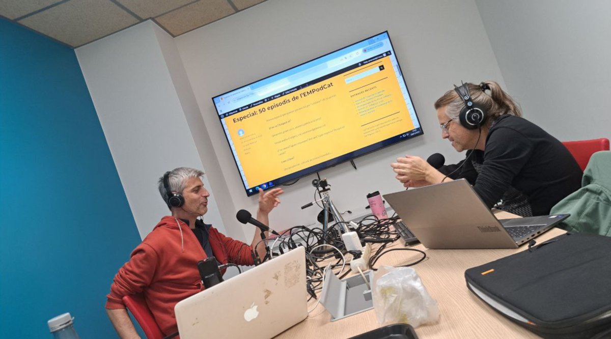 empod.cat tweet media