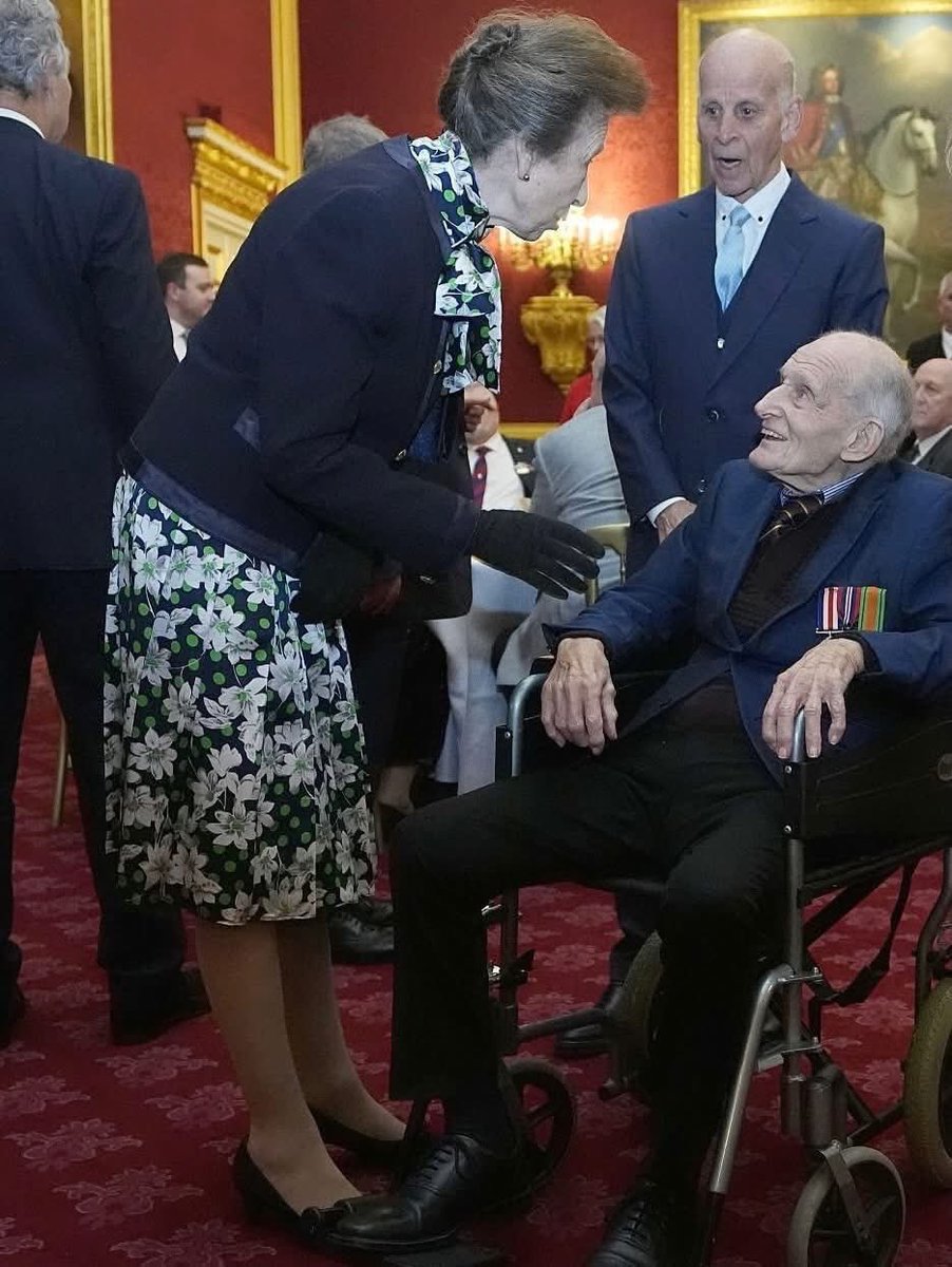 Celebtime tweet media