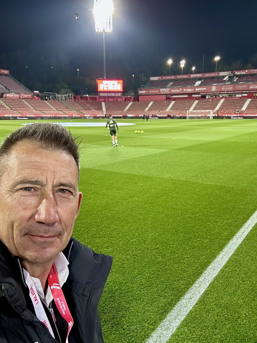 Carlos Martínez tweet media