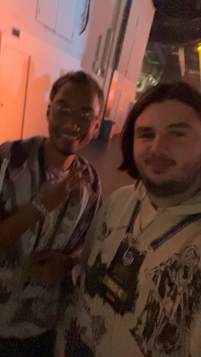 Pestyence tweet media